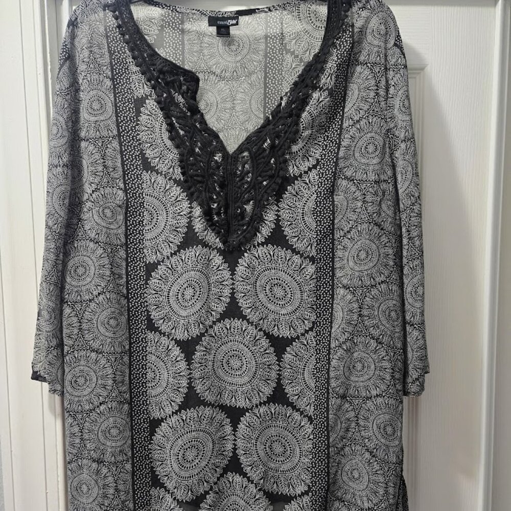 East 5th black and white tunic top sheer boho XL
